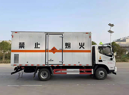 封丘爆破器材运输车
